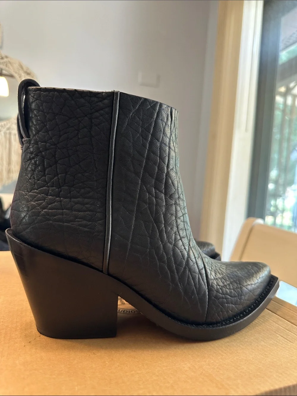 Acne Studios Donna Boots 39